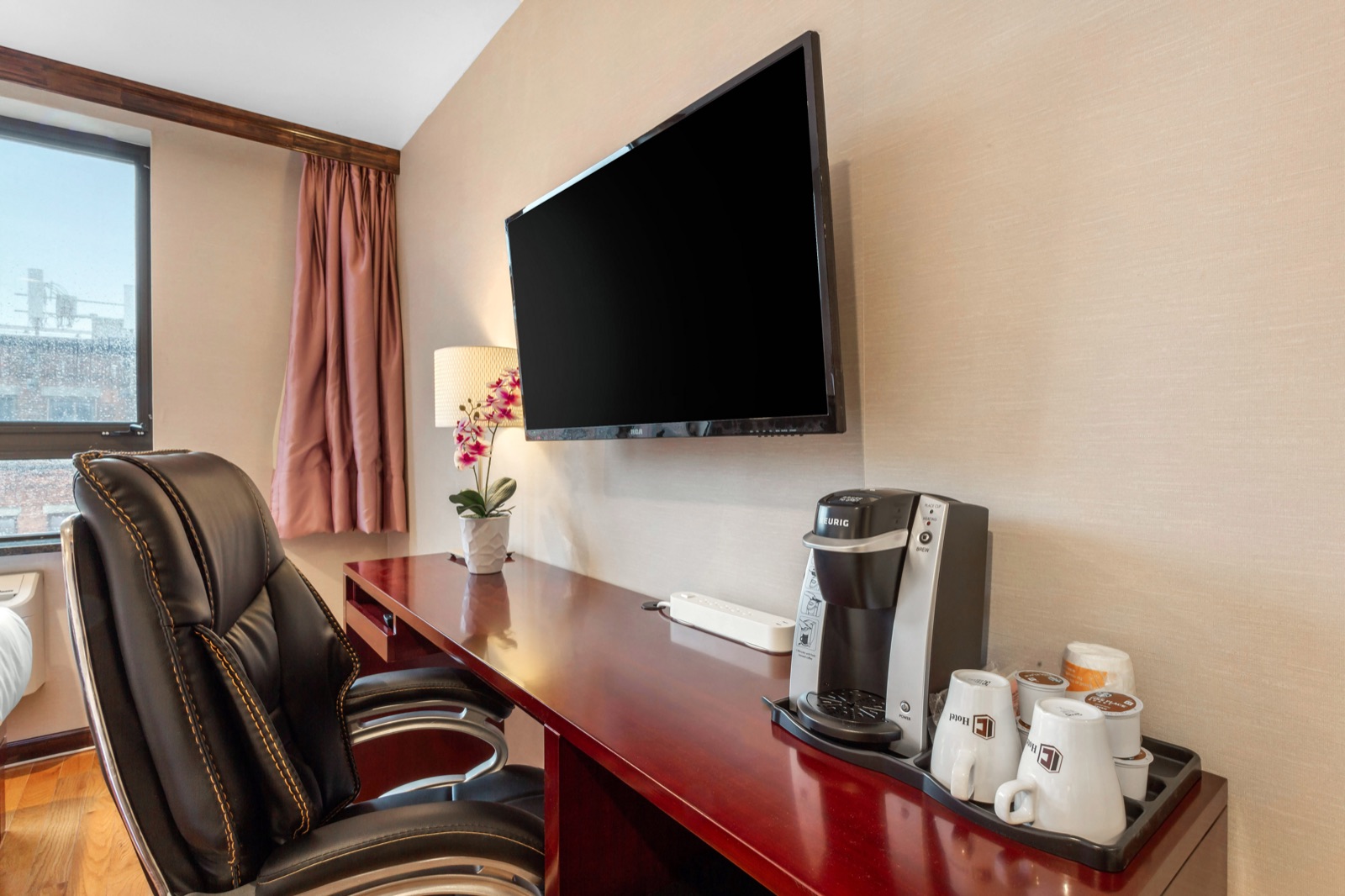 Two-bed room desk and TV